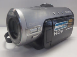 ソニービデオカメラ SONY HANDYCAM HDR-HC3 HDV 1080i/mini 4.0 MEGA PIXELS 2006年製