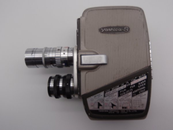 ジャンク品 YASHICA-8 ヤシカ 8ミリフィルムカメラ8mm 昭和レトロ/アンティーク | リサイクル品 雑貨 小物のお店